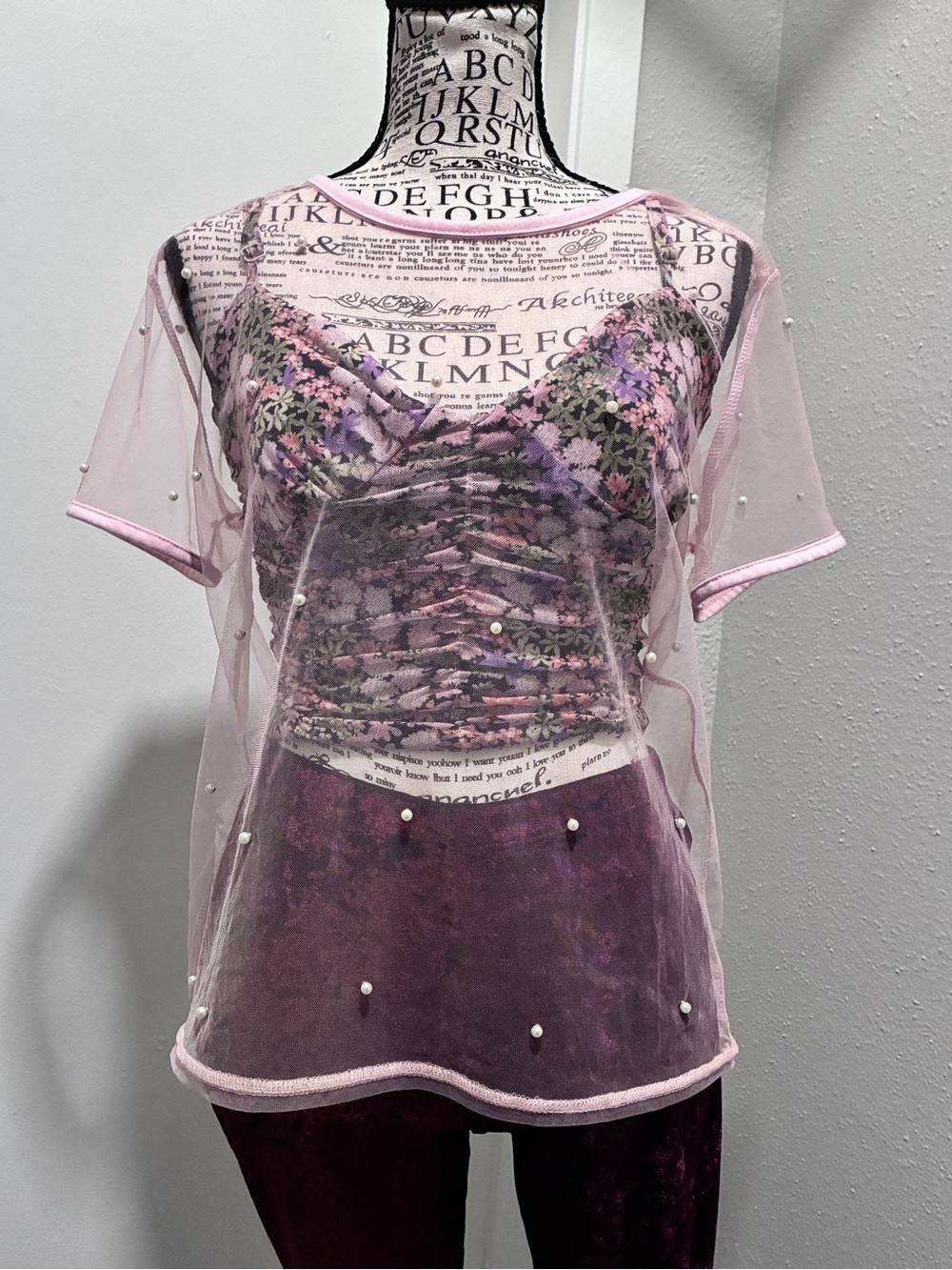 Hot Topic Pink Pearl Mesh Girls T-Shirt